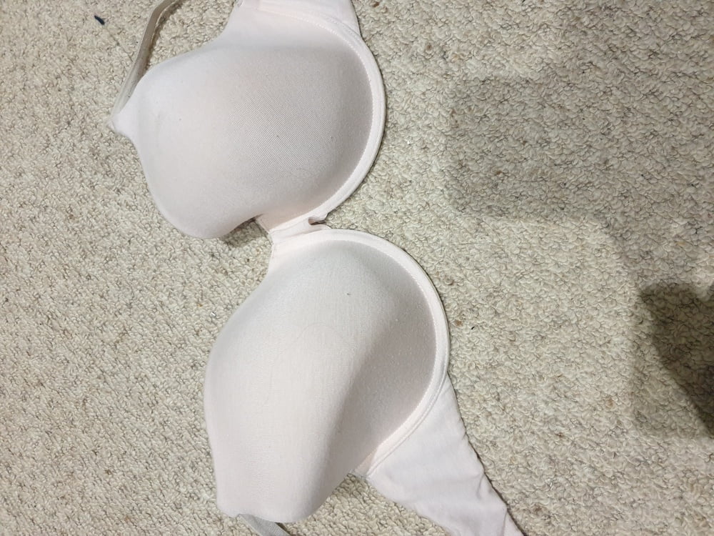 My Sisters 34DD Bras #95947640