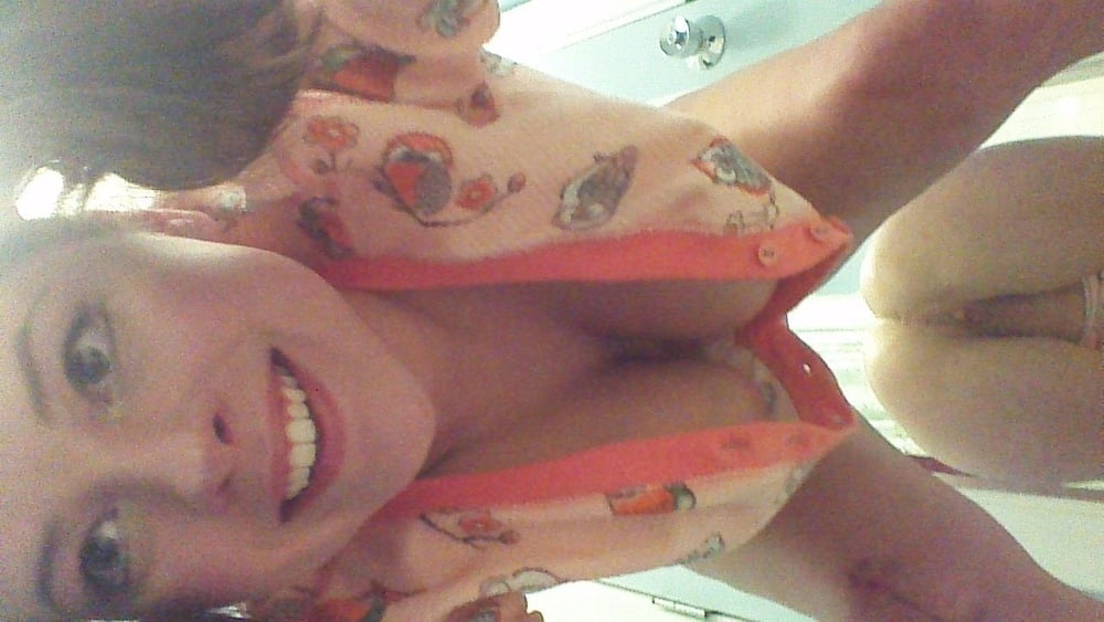 Aficionado
 #80655935