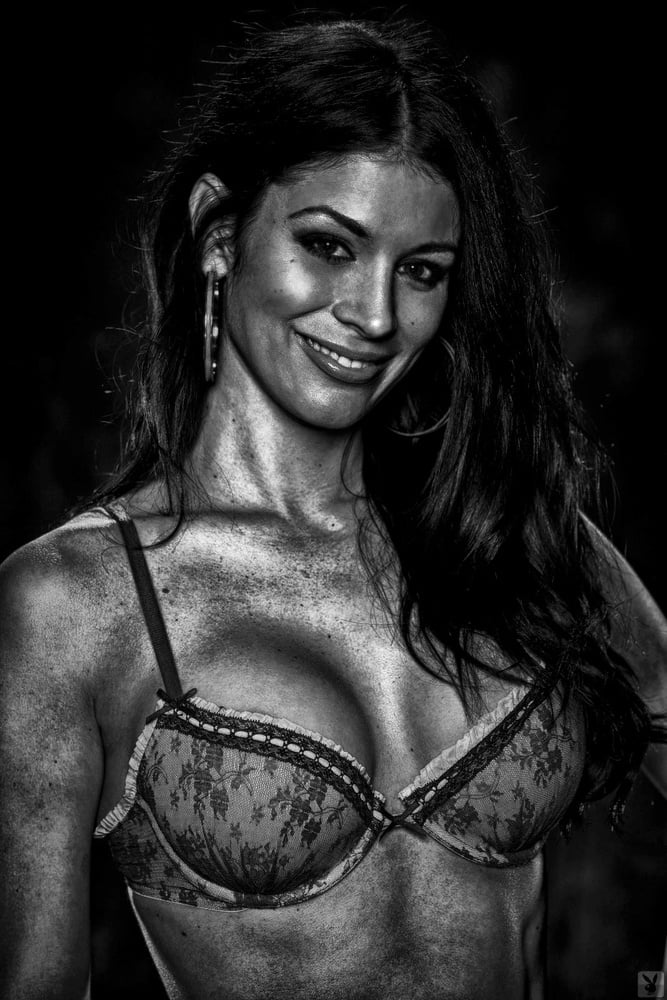 Beauty in Black and White 8 #98561612