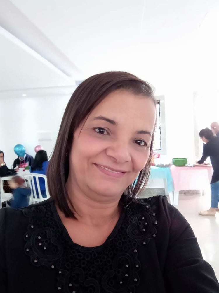 Coroa gostosa #90871057
