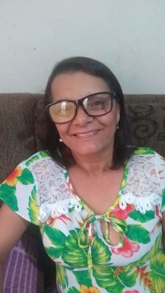 Coroa gostosa #90871060