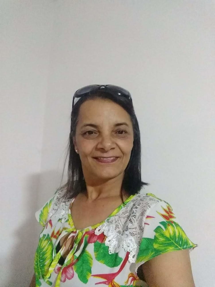 Coroa gostosa #90871066
