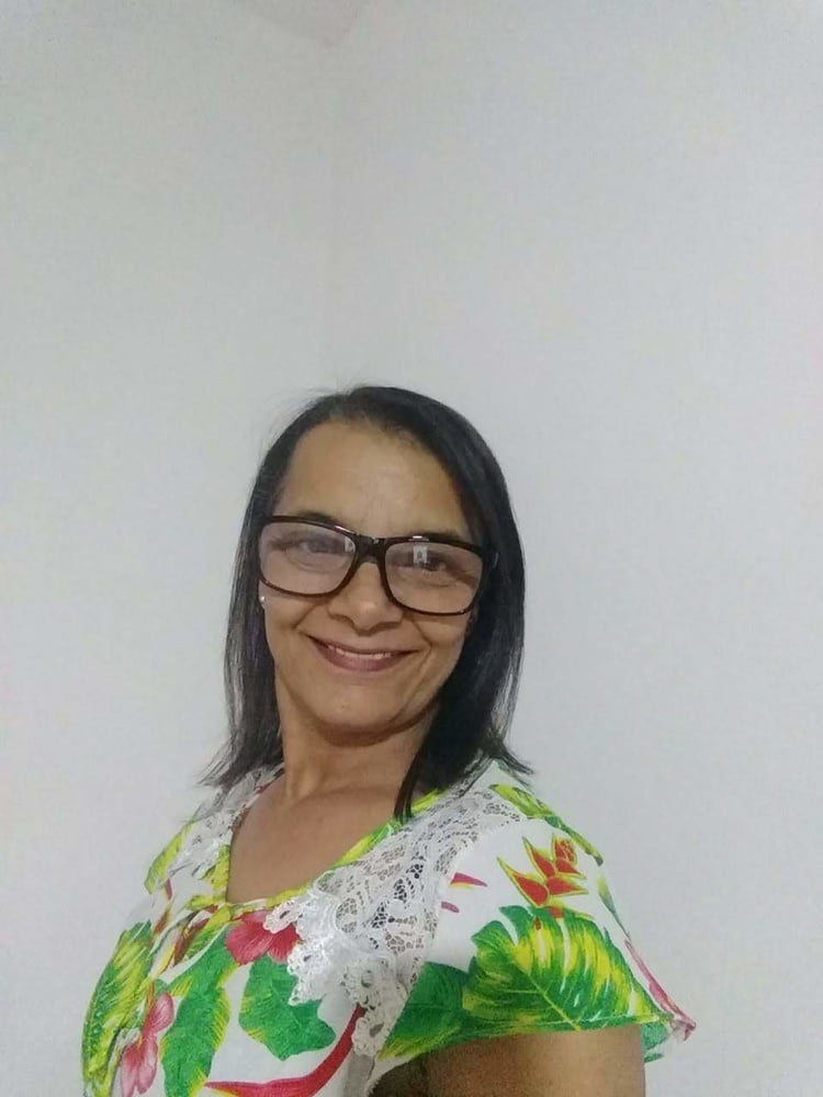 Coroa gostosa #90871072