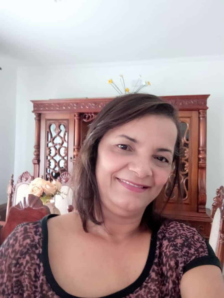 Coroa gostosa #90871086
