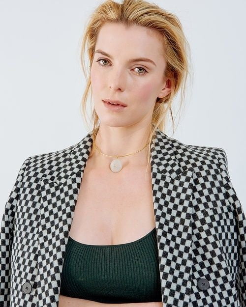 Betty Gilpin #98813854