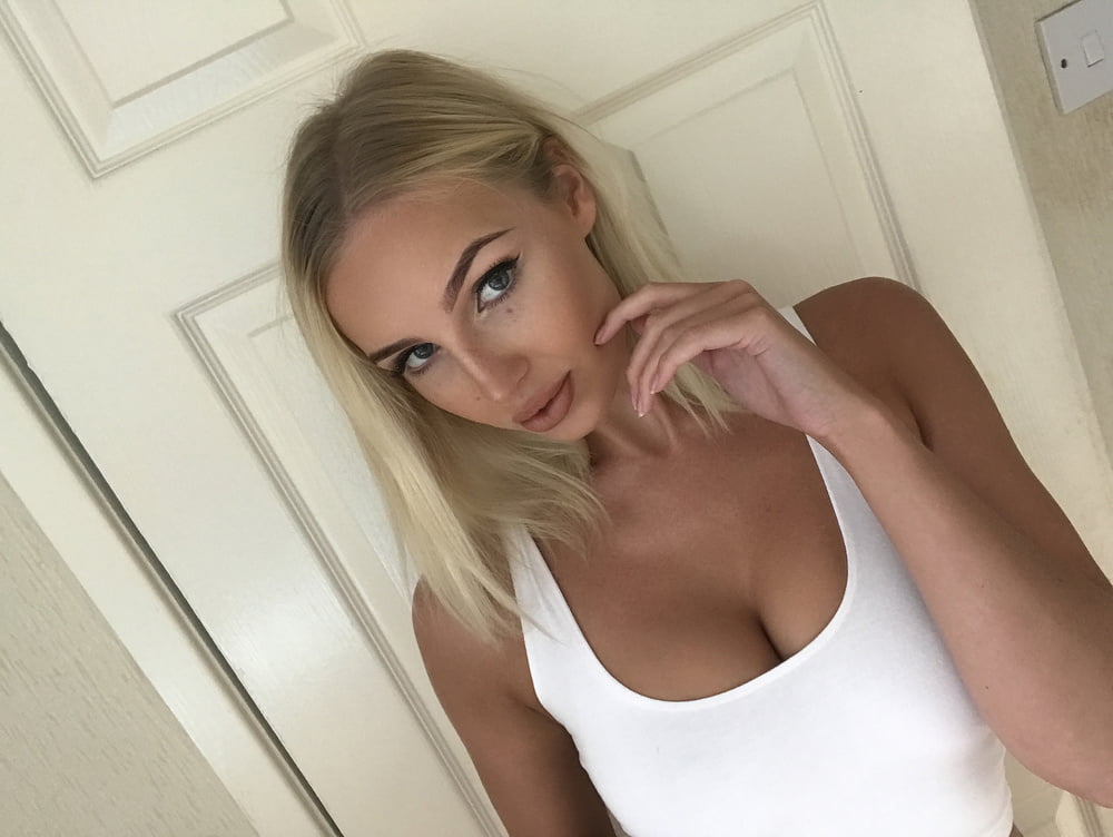 Amateur rubia 97
 #102536071