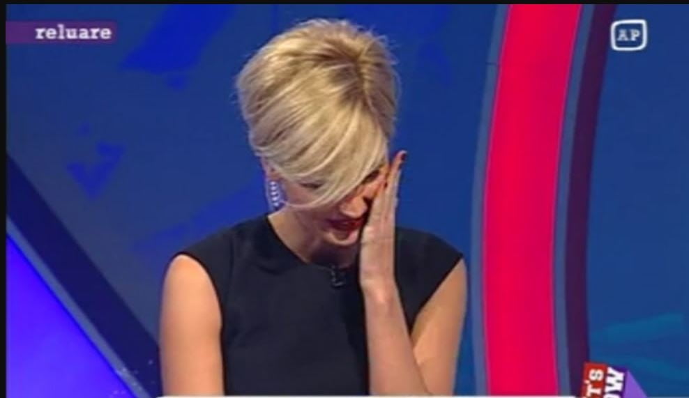 オナ・マレス
 #92428752