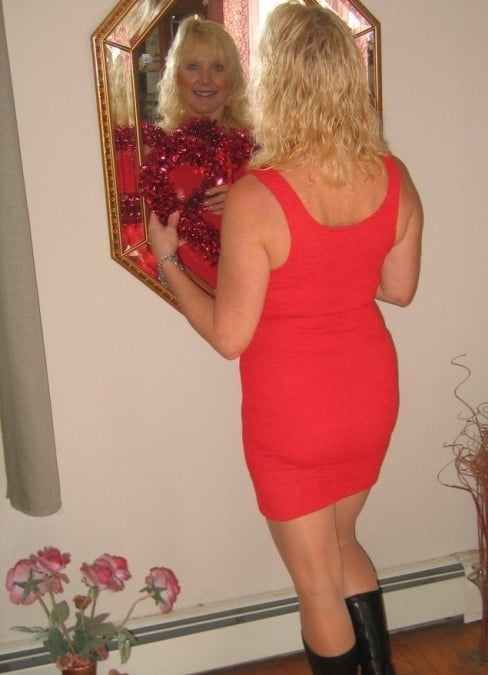 Amateur Damen sexy Kleider 2
 #105835862