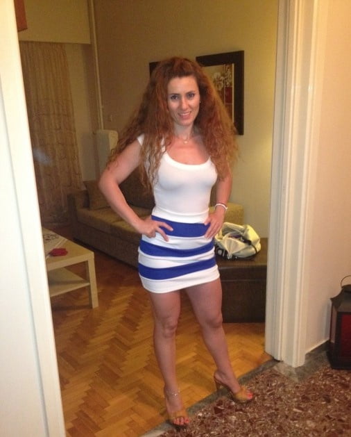 Amateur Damen sexy Kleider 2
 #105835885