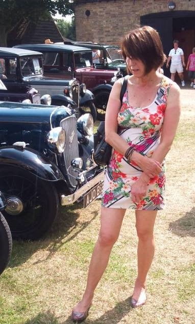 Amateur Damen sexy Kleider 2
 #105835953