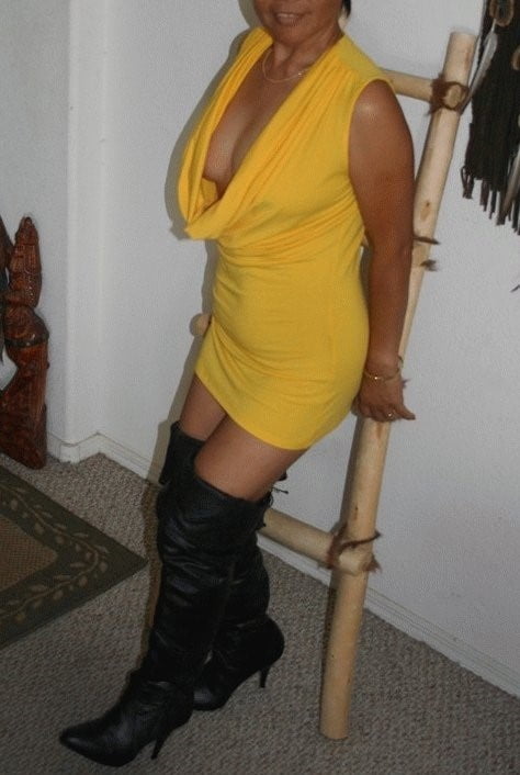 Amateur Damen sexy Kleider 2
 #105835998