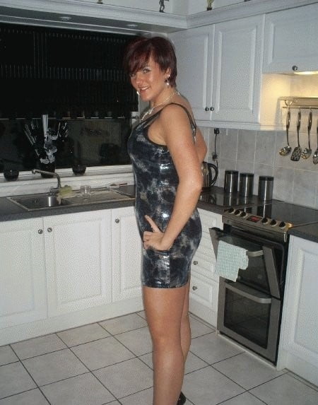 Amateur Damen sexy Kleider 2
 #105836002