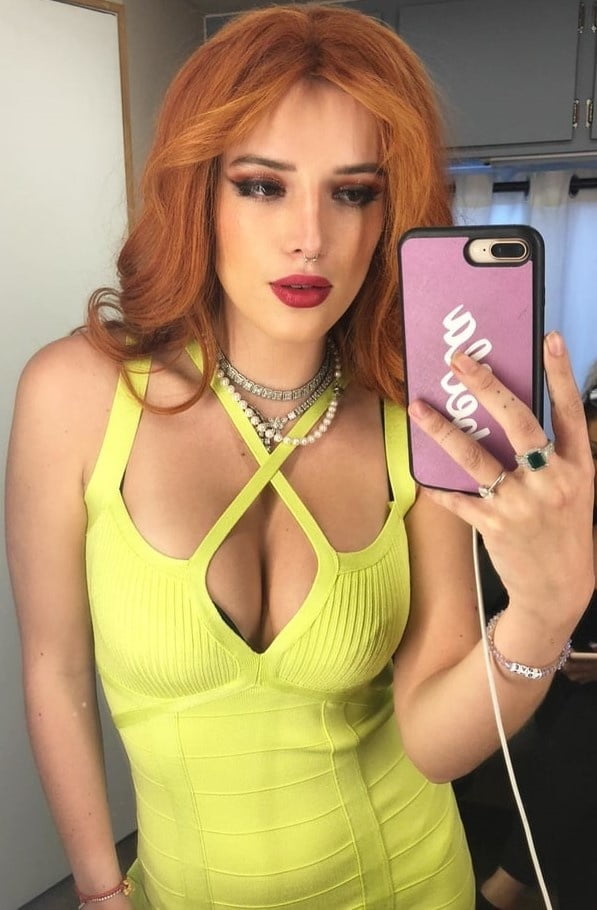 BELLA THORNE PICTURES #101222738