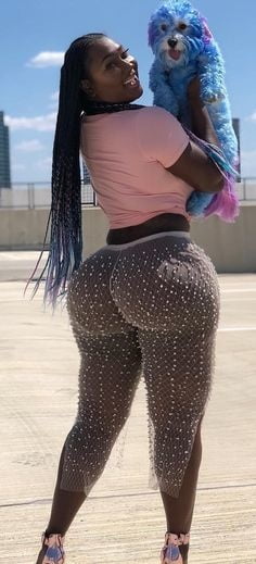 How can i get a booty like thease #106456379