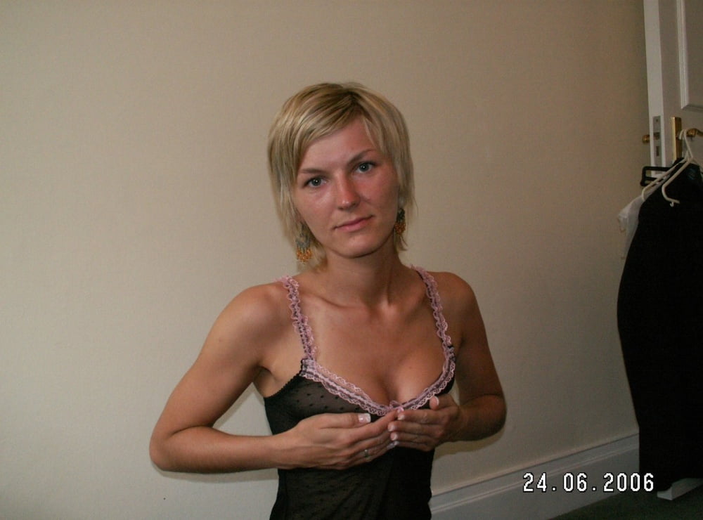 Puta rubia follada
 #89474199