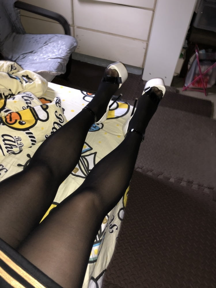 PERFECT   FEET, STOCKINGS AND SHOES, #98106532