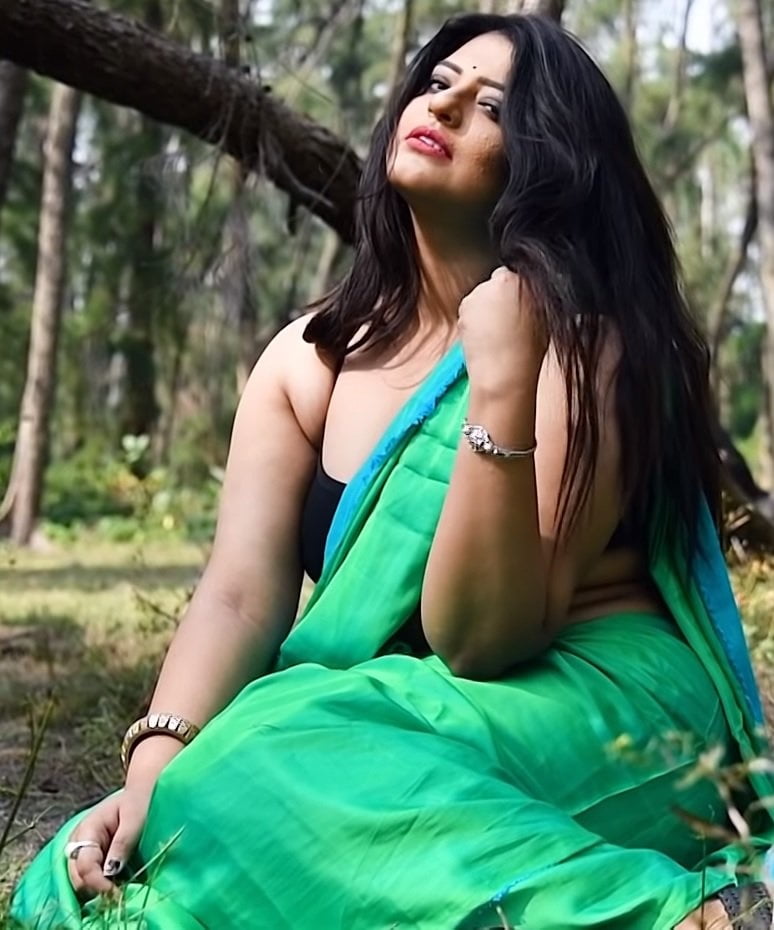 DESI bong beauti sneha #103393262