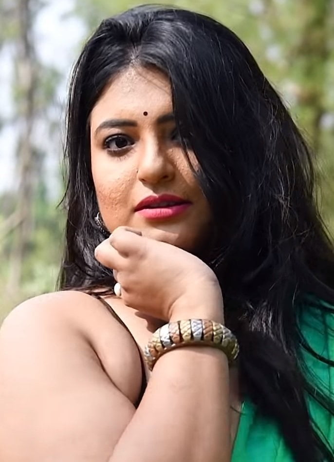 DESI bong beauti sneha #103393283