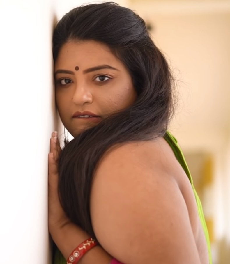 DESI bong beauti sneha #103393290