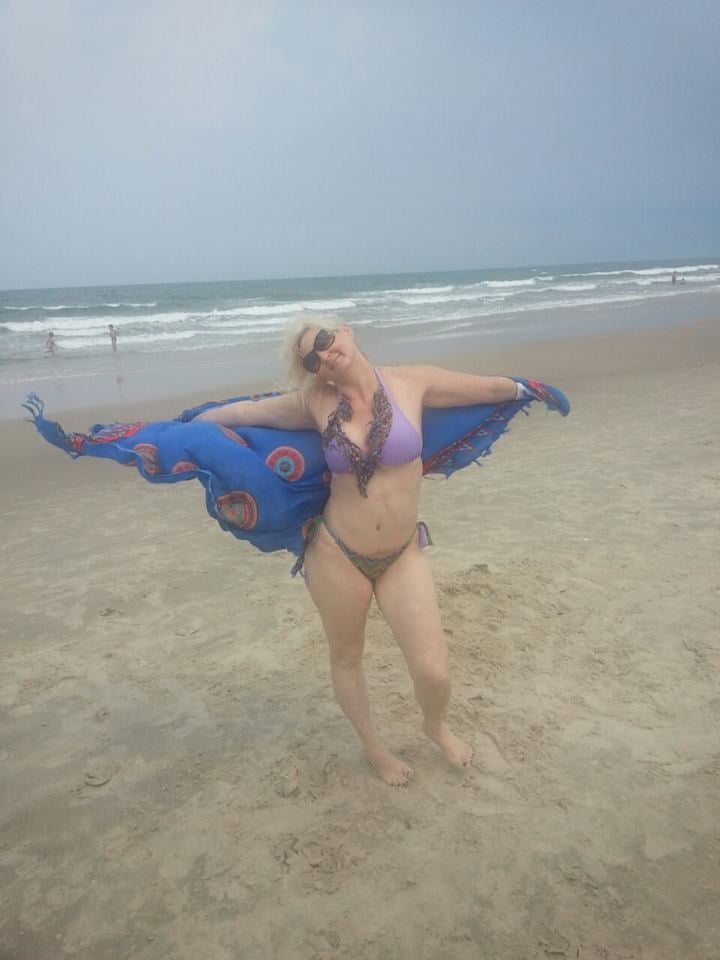 Milfs from Brazil pt2 #96250302