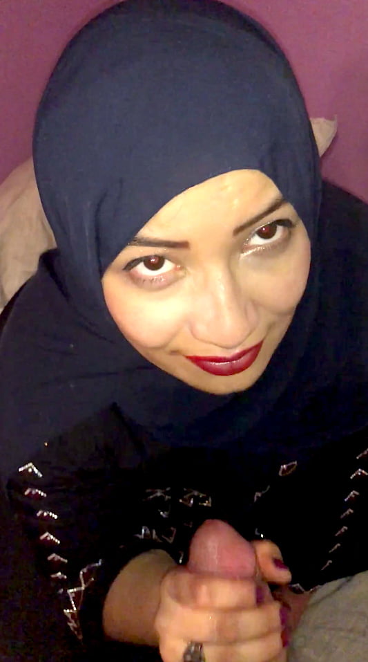 Beurette hijab suceuse de luxe
 #81062204