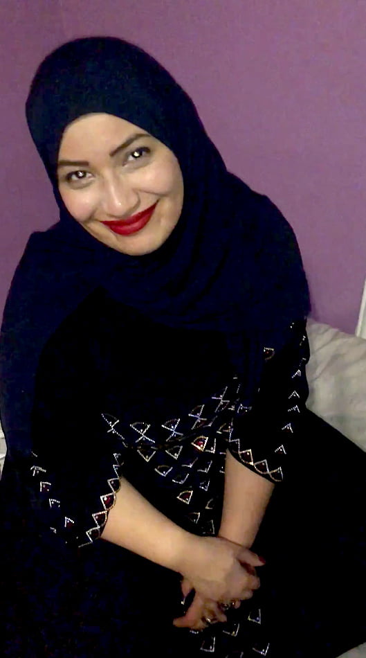 Beurette hijab suceuse de luxe
 #81062304