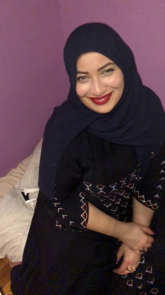 Beurette hijab suceuse de luxe
 #81062311