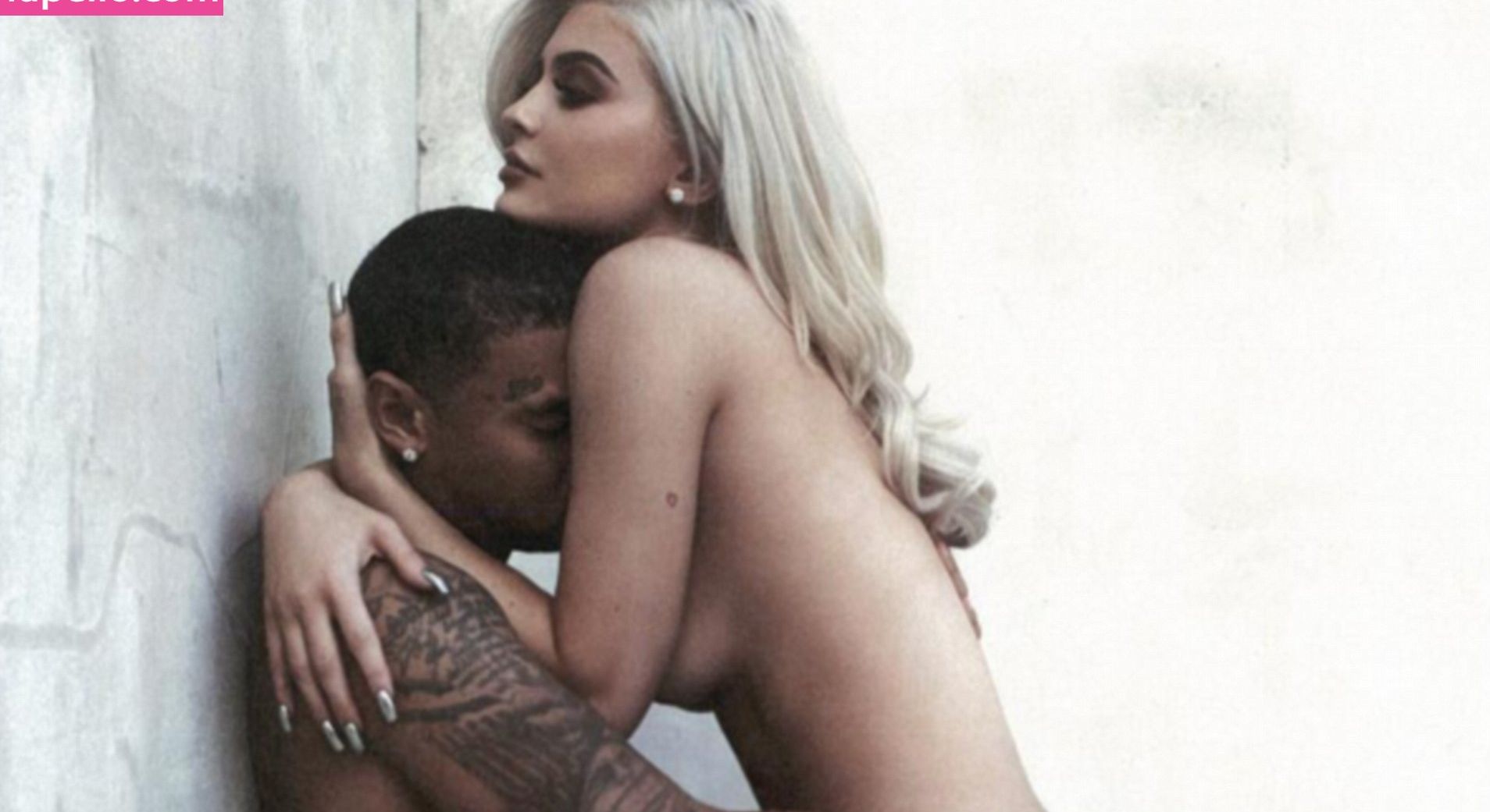 Tyga desnuda #109098859
