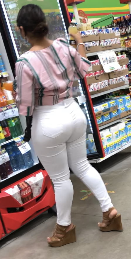 BIG ASS IN WHITE JEANS #91578672