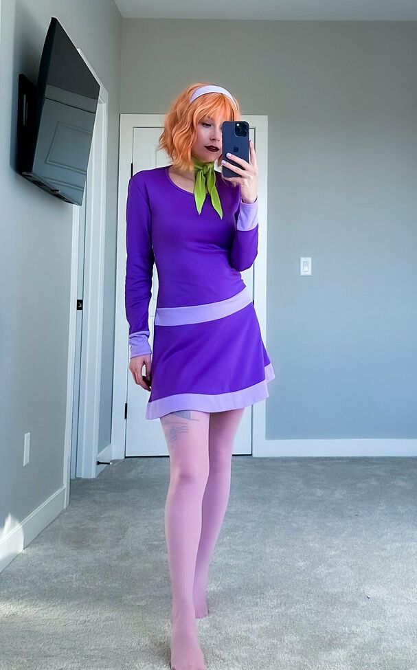 Catziilla desnuda #109123846