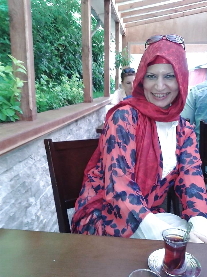Türkische Mutter Mutter olgun hijab
 #81973608