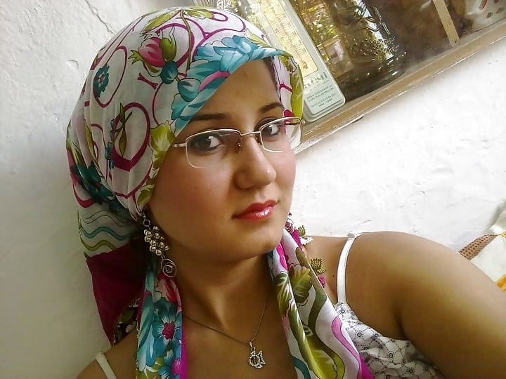 Türkische Mutter Mutter olgun hijab
 #81973851