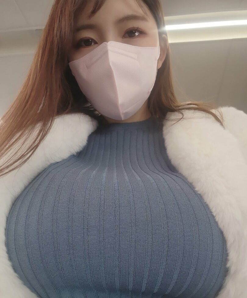 Velvet_7 desnuda #108027092