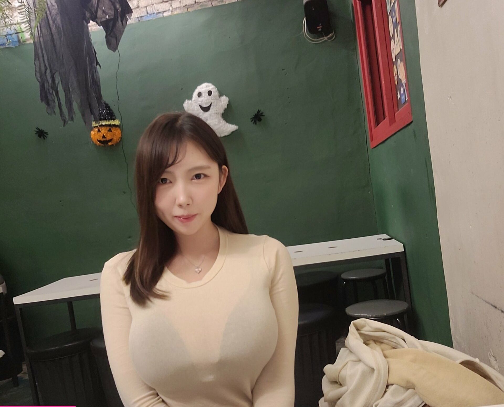 Velvet_7 desnuda #108027104