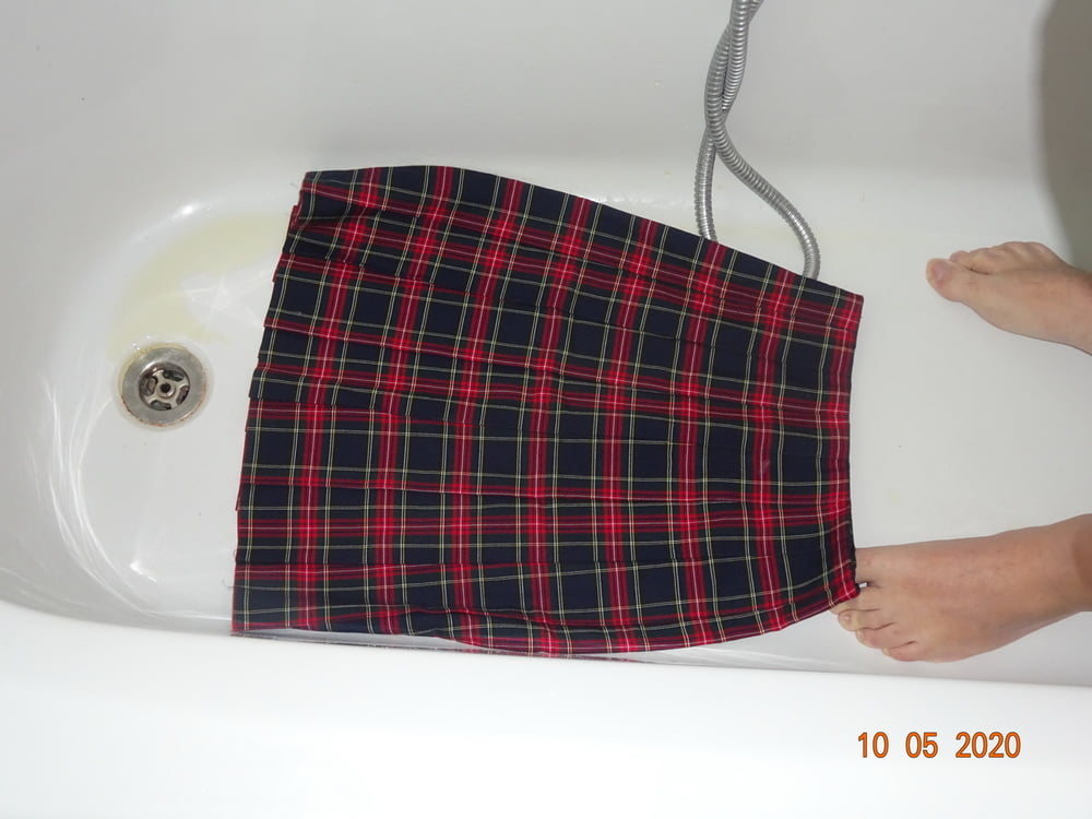 red tartan skirt piss 2 #96698239