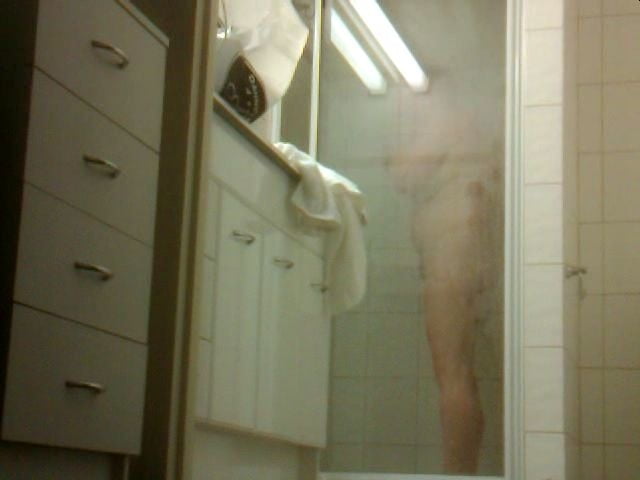 Tetas grandes calientes y maduras peludas en la ducha
 #95203532