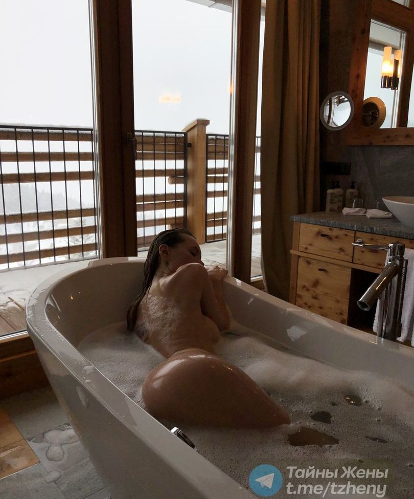 Olya Abramovich nude #109299351