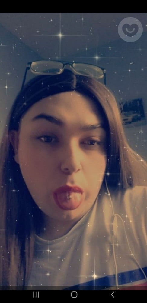Percing a la langue #94364635