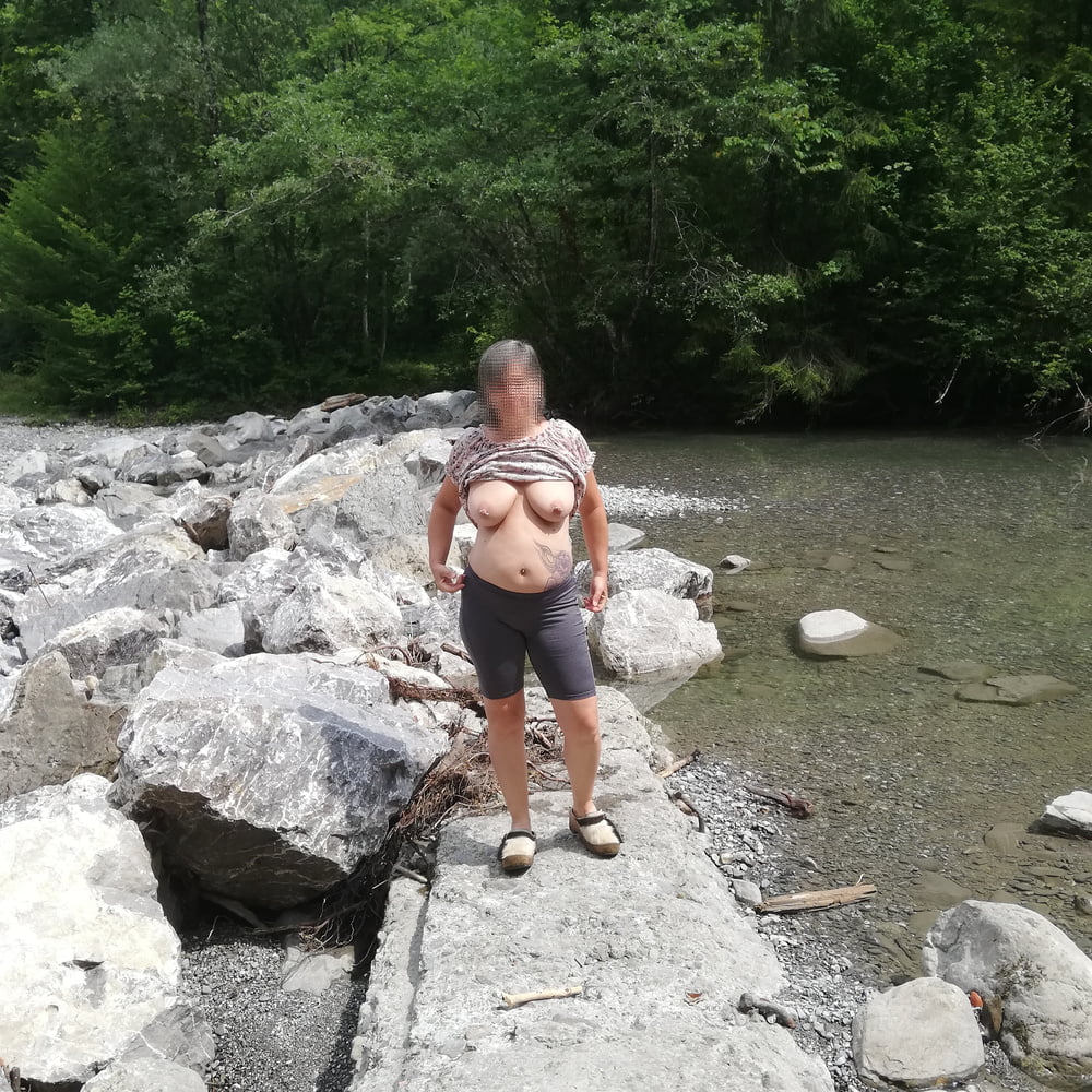 Babe11 draussen 62
 #89318135