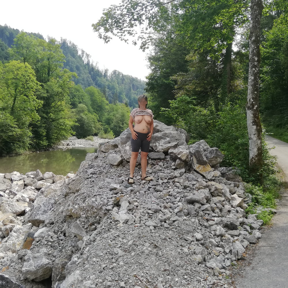 Babe11 draussen 62
 #89318139