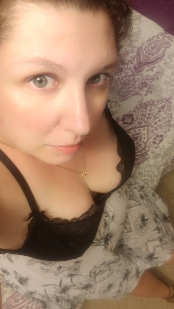 Weekly roundup.... bored housewife milf #107208398