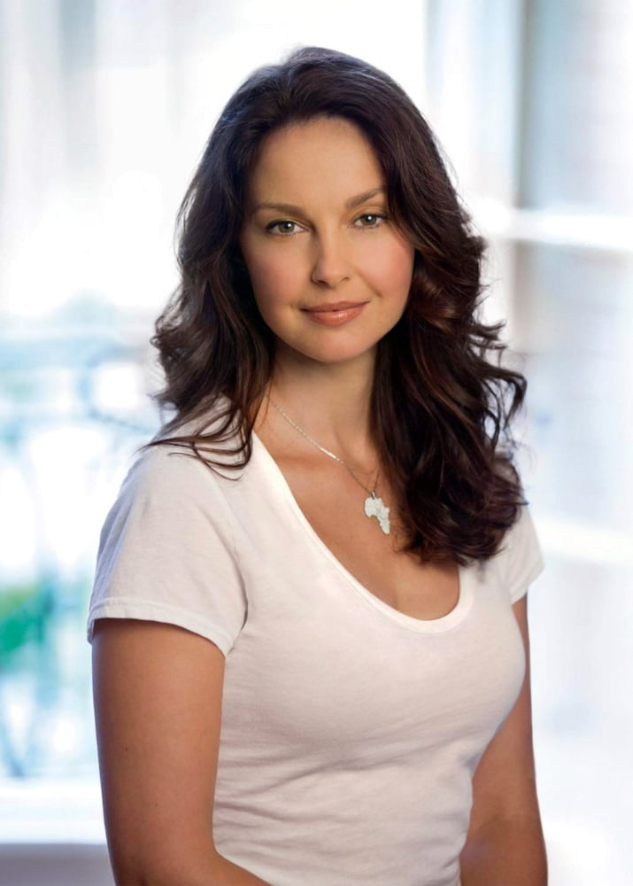 Celebrity Hot 250 - #200 Ashley Judd #101946688