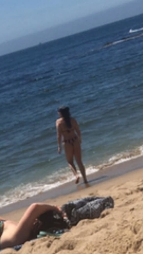 Praia com belas conas #95498290