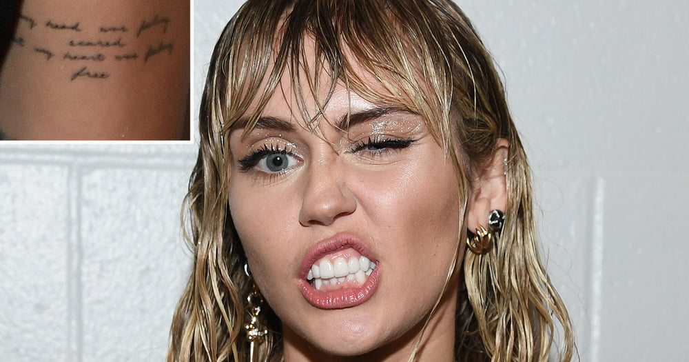 Miley cyrus. schlampig faptoy
 #88945884
