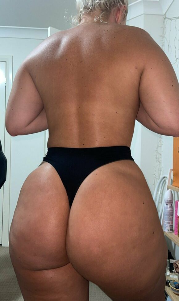 Tynnillerobinson nude #109825953