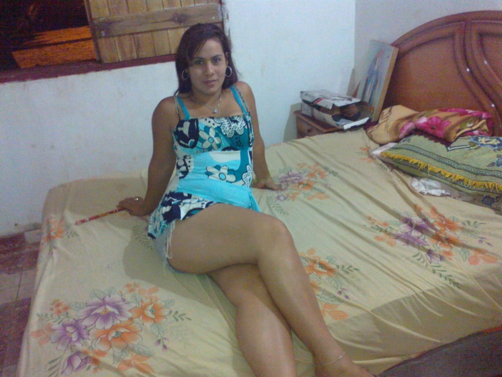 Caderona joven guapa y sexi, provocadora chica buenata
 #89290482