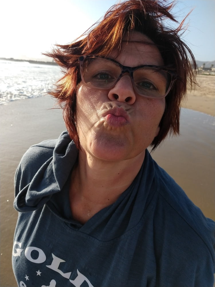 Tina à la plage
 #95493665