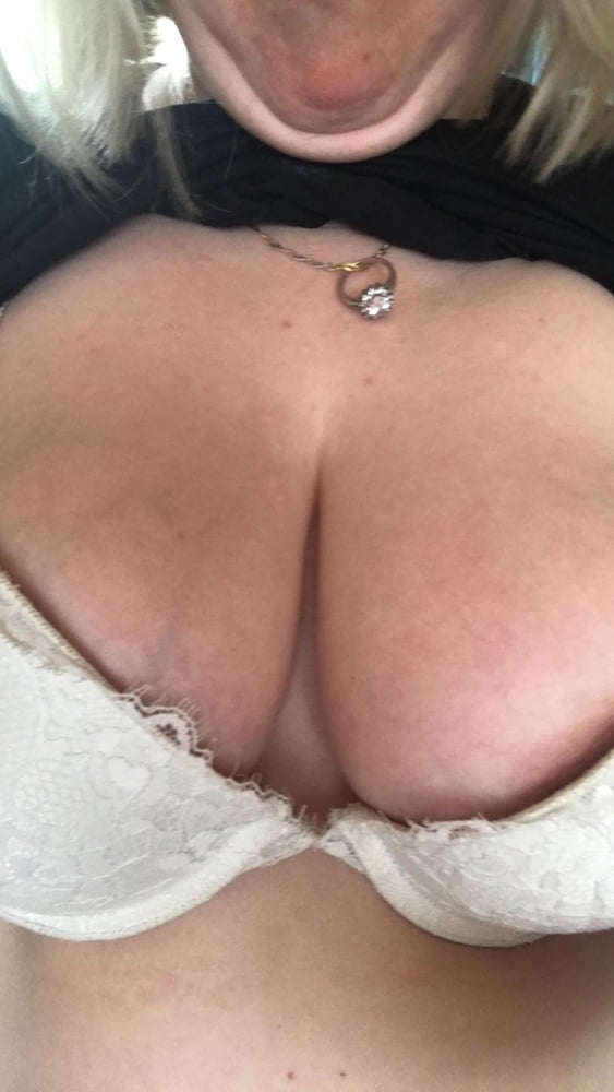 Sexy blonde bbw with big tits #95898640