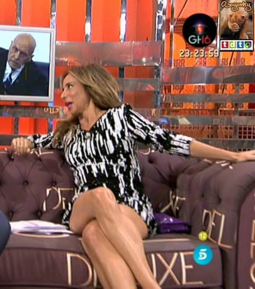 スペインのテレビ番組の乳房マリア・パティノ
 #93611675
