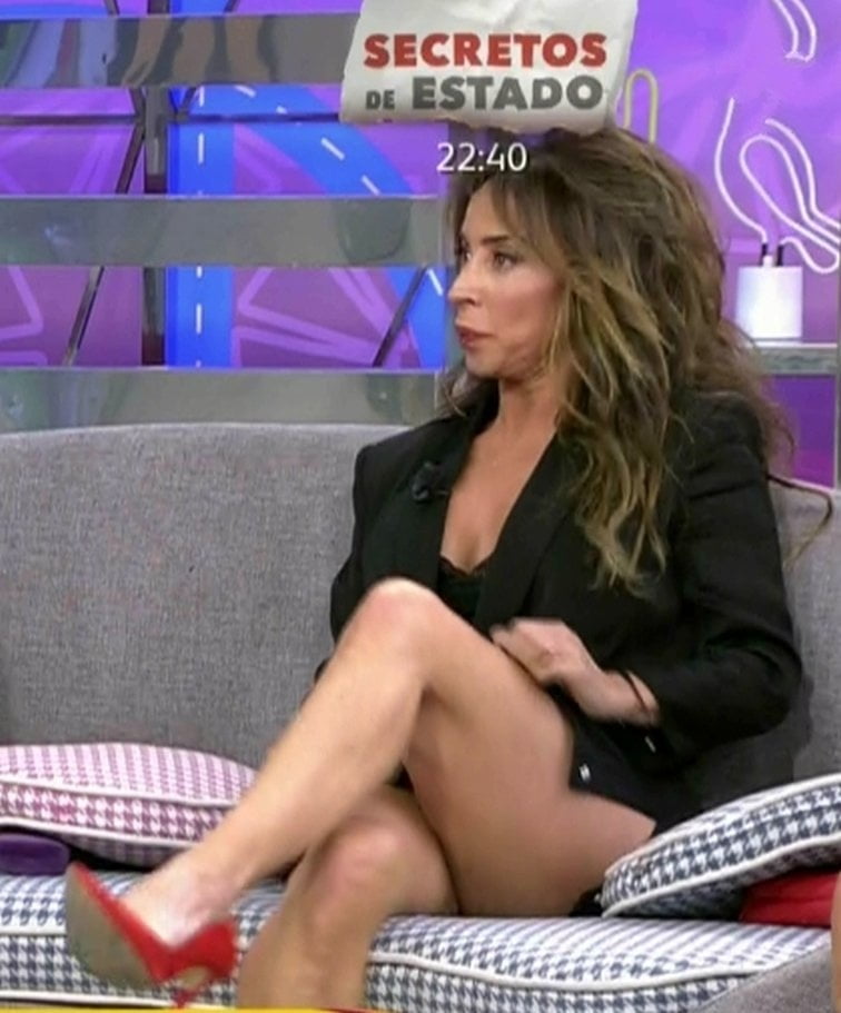 スペインのテレビ番組の乳房マリア・パティノ
 #93611896